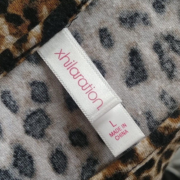 Xhilaration Animal Print Tie Front Blouse Top - Picture 2 of 8